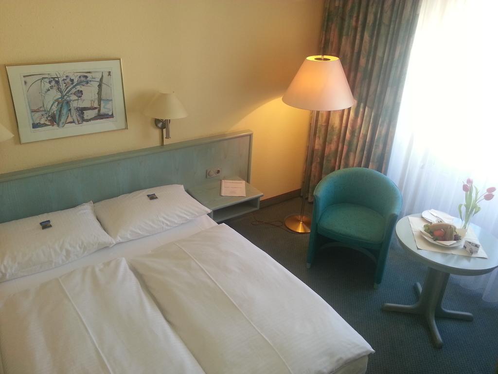 Mercure Zuffenhausen 3*